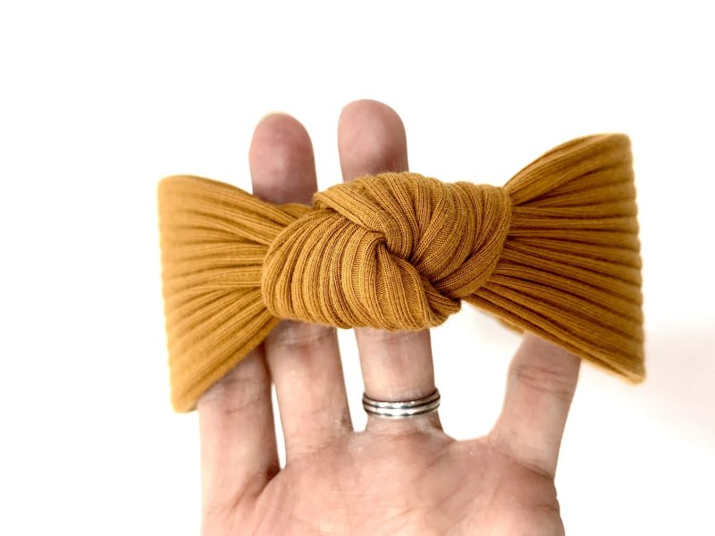 Diadema nudo